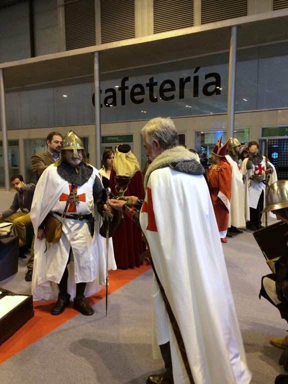 Templarios en un pasillo de IFEMA