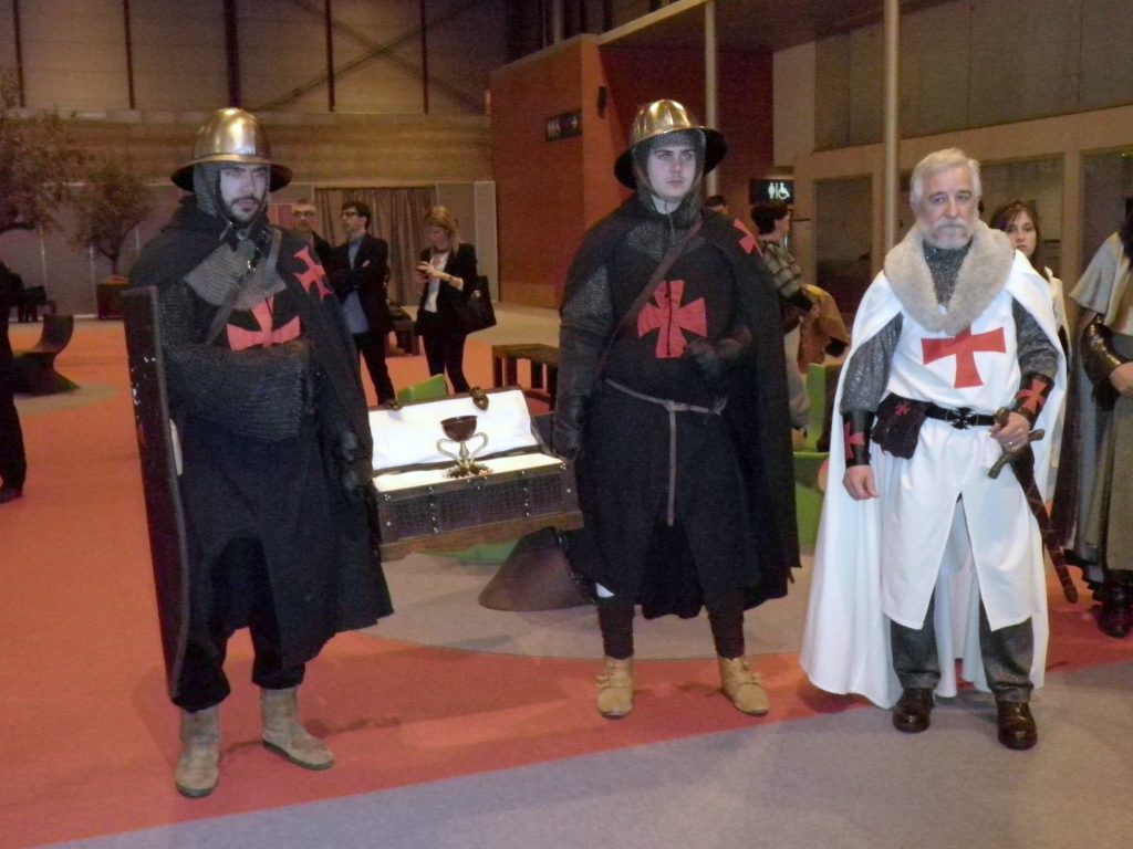 Templarios y un caballero cruzado