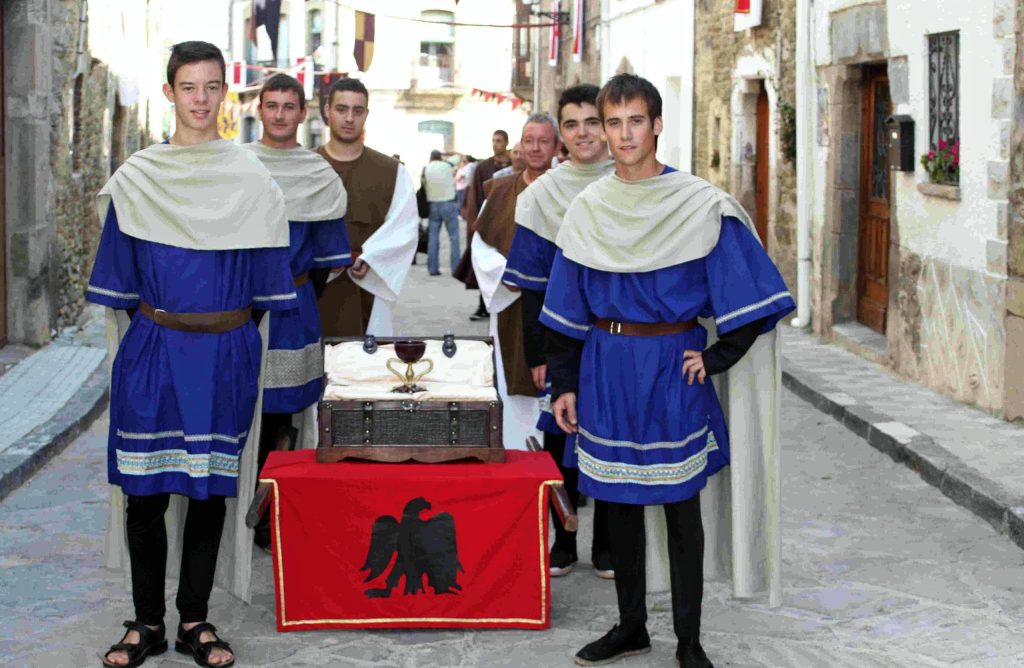 Guardianes del cofre del Santo Grial