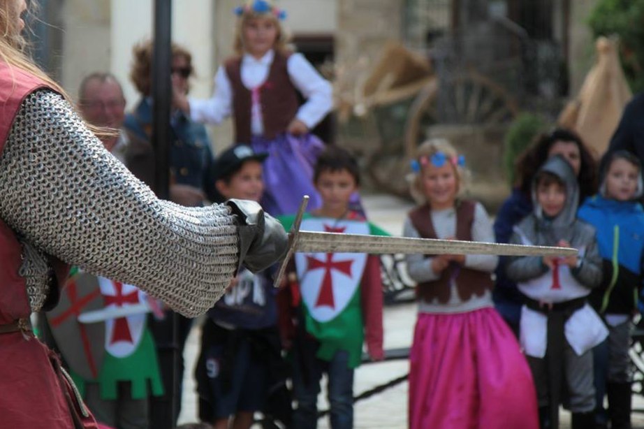 Recreación histórica de la Estancia del Santo Grial en Bailo